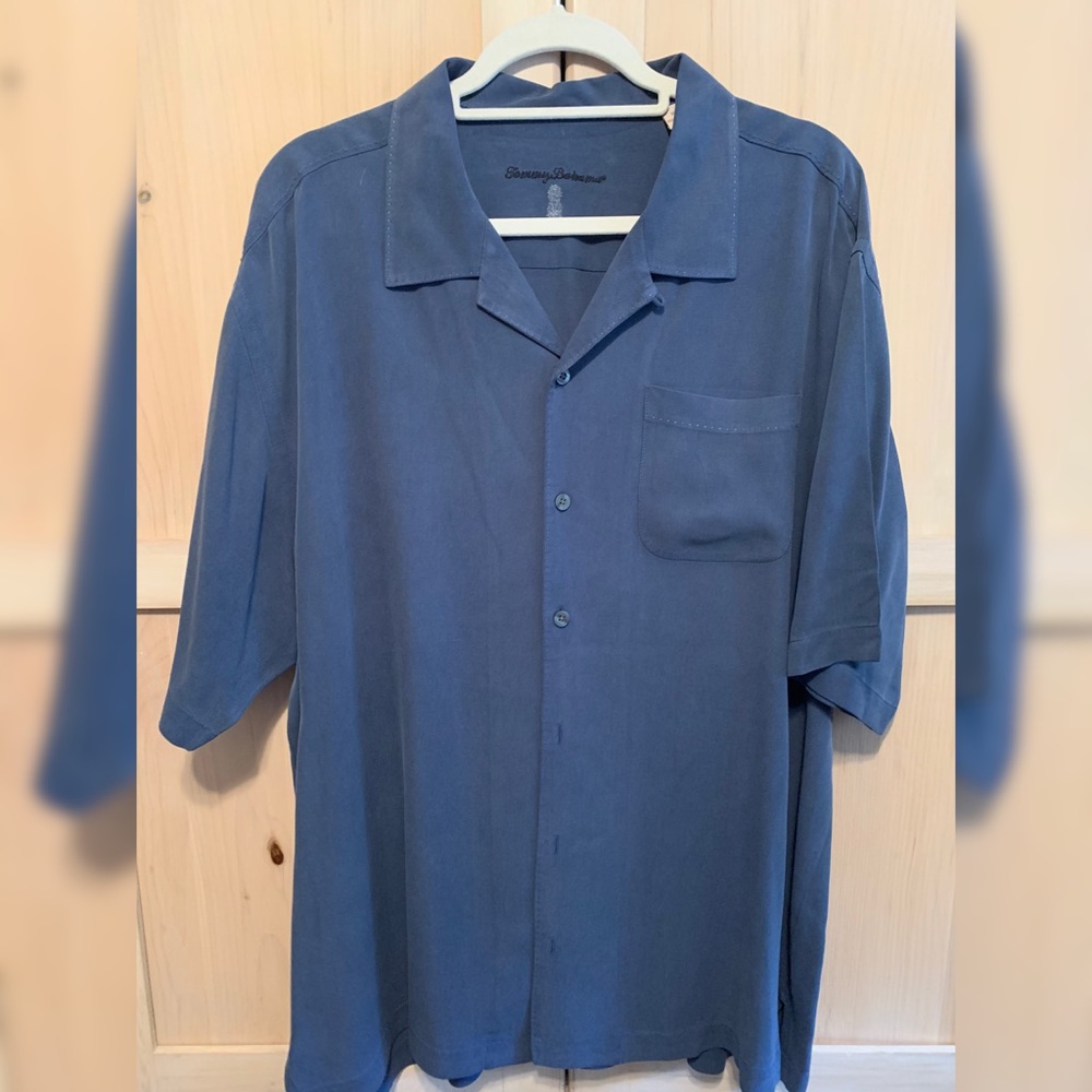 100% Silk Tommy Bahama Button Down